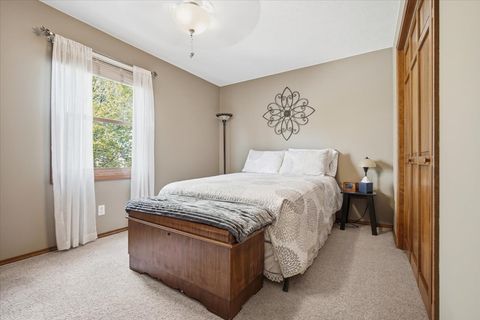 Tiny photo for 1512 Steeplechase Drive, Bloomington, IL 61701 (MLS # 12624939)