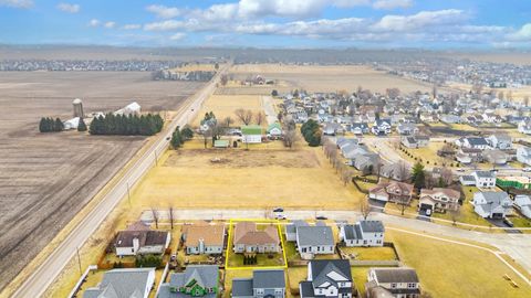 Tiny photo for 21 W Winterberry Avenue, Cortland, IL 60112 (MLS # 12602341)