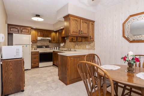 Tiny photo for 105 Carol Court #C-1, Pontiac, IL 61764 (MLS # 12450466)