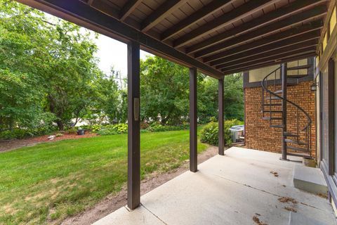 Tiny photo for 105 Carol Court #C-1, Pontiac, IL 61764 (MLS # 12450466)