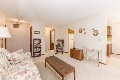 Tiny photo for 105 Carol Court #C-1, Pontiac, IL 61764 (MLS # 12450466)