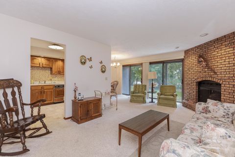 Tiny photo for 105 Carol Court #C-1, Pontiac, IL 61764 (MLS # 12450466)