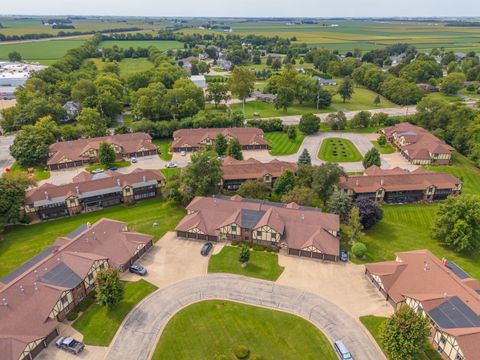 Tiny photo for 105 Carol Court #C-1, Pontiac, IL 61764 (MLS # 12450466)