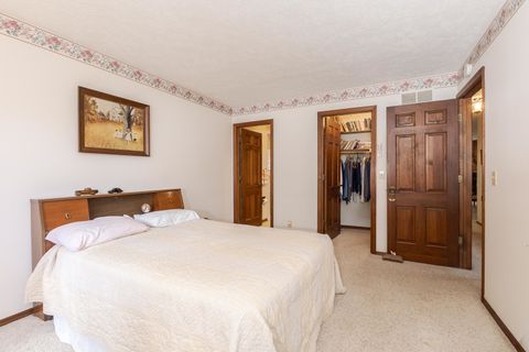 Tiny photo for 105 Carol Court #C-1, Pontiac, IL 61764 (MLS # 12450466)