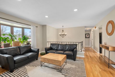 Tiny photo for 2S121 Ivy Lane, Lombard, IL 60148 (MLS # 12594294)