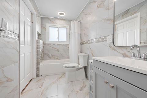 Tiny photo for 2S121 Ivy Lane, Lombard, IL 60148 (MLS # 12594294)