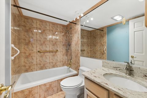 Tiny photo for 2 S ATRIUM Way #603, Elmhurst, IL 60126 (MLS # 12607353)