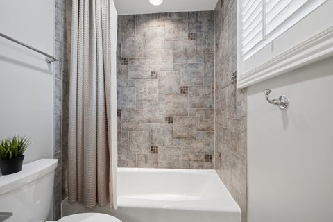 Tiny photo for 4529 Sherwood Avenue, Downers Grove, IL 60515 (MLS # 12657730)
