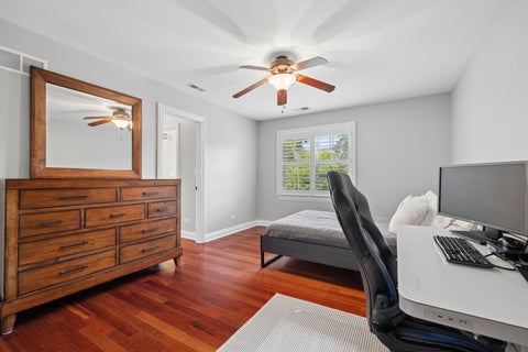 Tiny photo for 4529 Sherwood Avenue, Downers Grove, IL 60515 (MLS # 12657730)