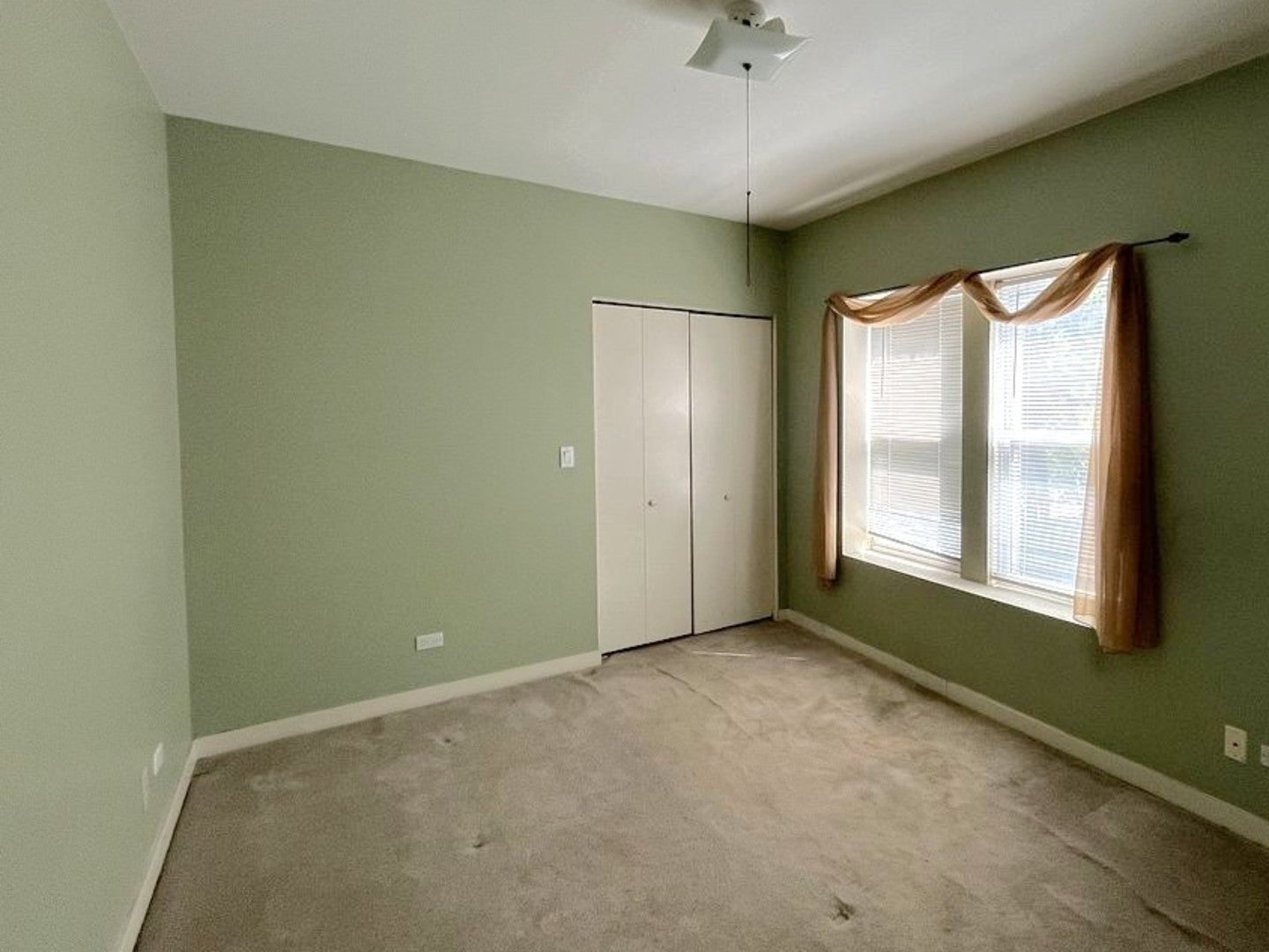 1017 E 46th Street 2S