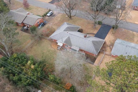 Tiny photo for 1003 S Skyline Drive, Carbondale, IL 62901 (MLS # 100000445)