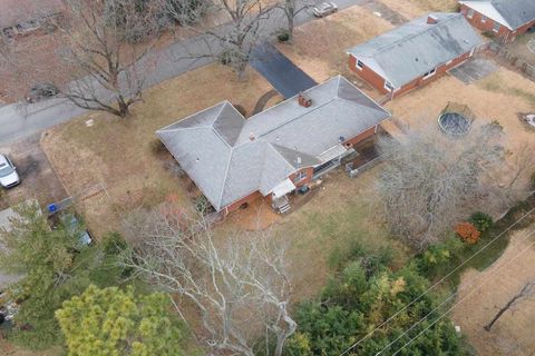 Tiny photo for 1003 S Skyline Drive, Carbondale, IL 62901 (MLS # 100000445)