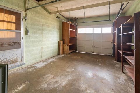 Tiny photo for 1003 S Skyline Drive, Carbondale, IL 62901 (MLS # 100000445)