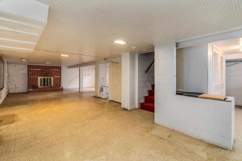 Tiny photo for 1003 S Skyline Drive, Carbondale, IL 62901 (MLS # 100000445)