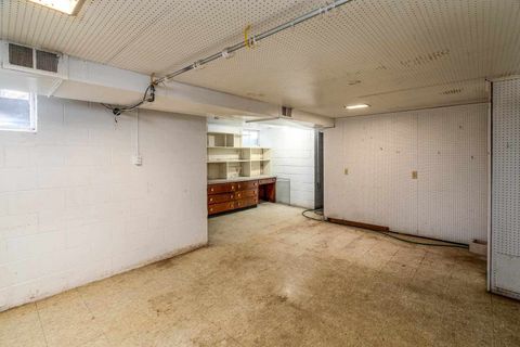 Tiny photo for 1003 S Skyline Drive, Carbondale, IL 62901 (MLS # 100000445)