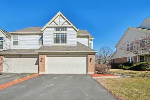 Tiny photo for 76 Ione Drive #D, South Elgin, IL 60177 (MLS # 12577273)