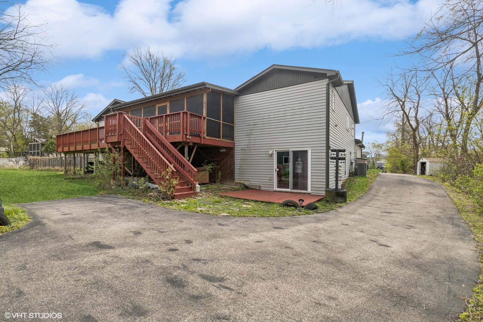 25118 COLUMBIA BAY Road
