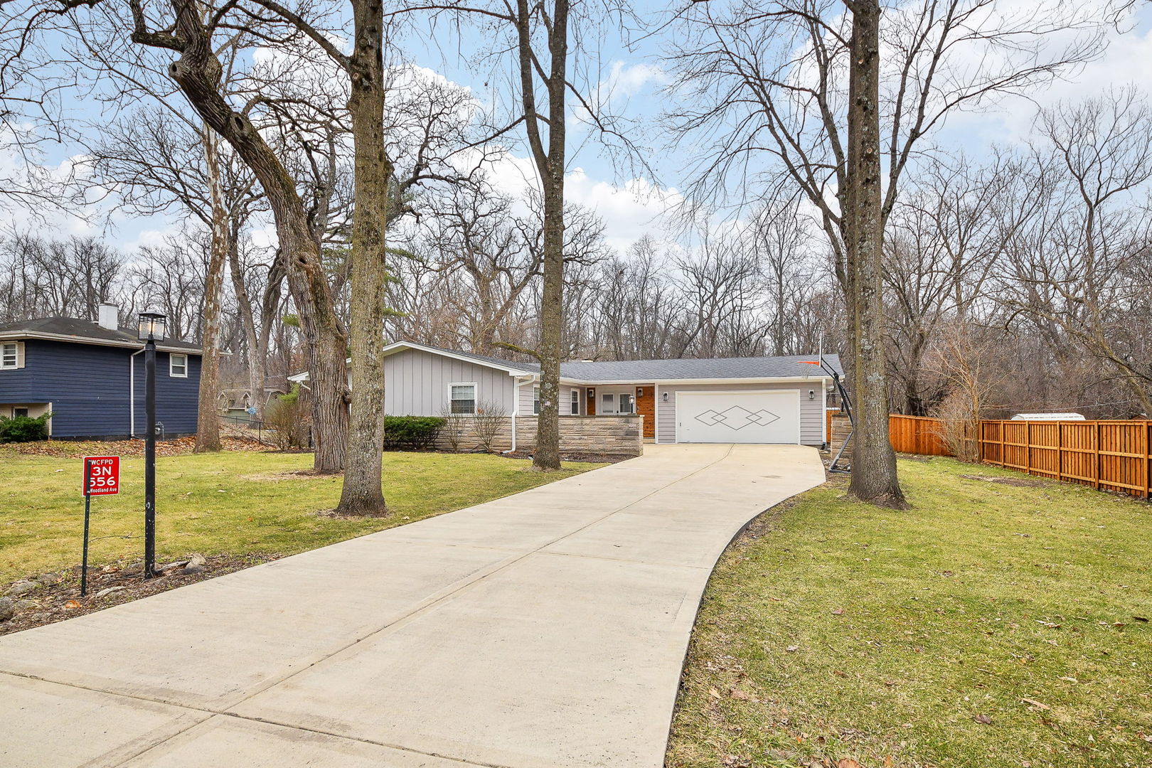 3N556 Woodland Avenue