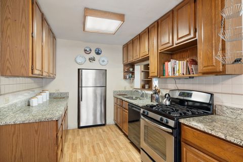 Tiny photo for 9600 Central Avenue, Oak Lawn, IL 60453 (MLS # 12506776)