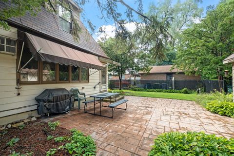 Tiny photo for 9600 Central Avenue, Oak Lawn, IL 60453 (MLS # 12506776)