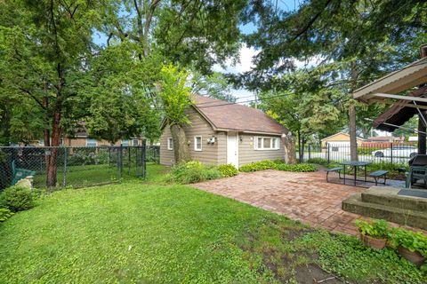 Tiny photo for 9600 Central Avenue, Oak Lawn, IL 60453 (MLS # 12506776)