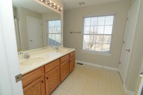 Tiny photo for 1752 Tallmeadow Drive, DeKalb, IL 60115 (MLS # 12602350)