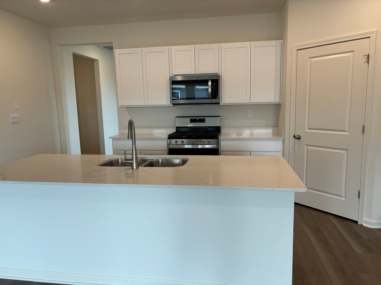 2283 Redwood Trail
