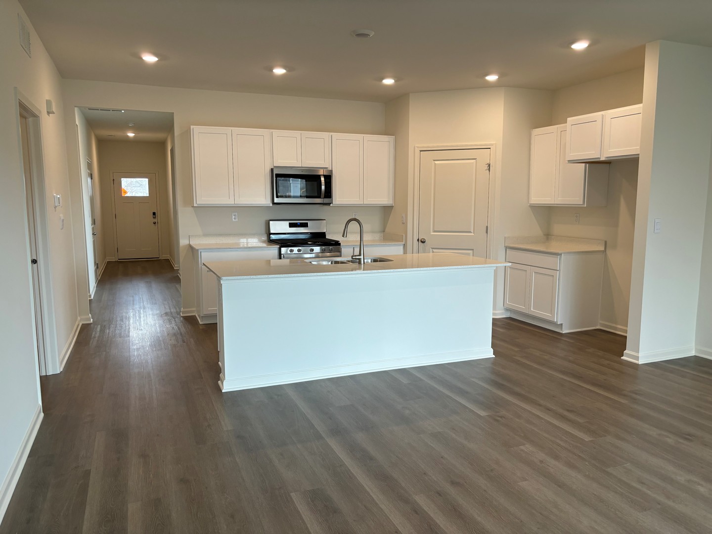 2283 Redwood Trail
