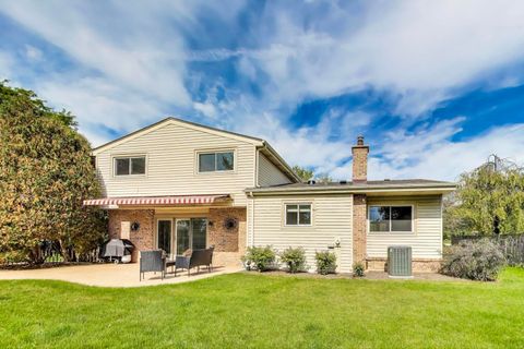 Tiny photo for 219 E Reseda Parkway, Palatine, IL 60067 (MLS # 12487304)