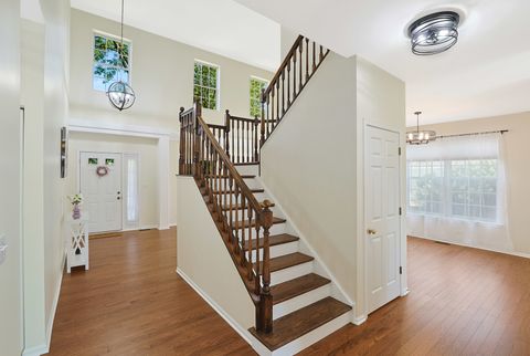Tiny photo for 935 Concord Circle, Mundelein, IL 60060 (MLS # 12479951)