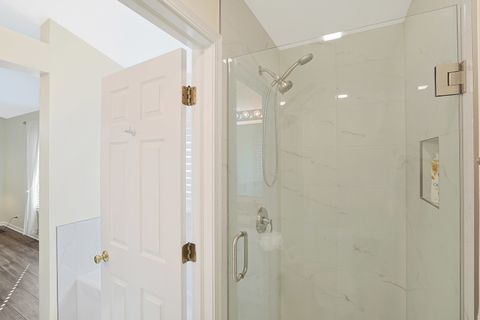 Tiny photo for 935 Concord Circle, Mundelein, IL 60060 (MLS # 12479951)