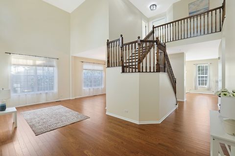 Tiny photo for 935 Concord Circle, Mundelein, IL 60060 (MLS # 12479951)