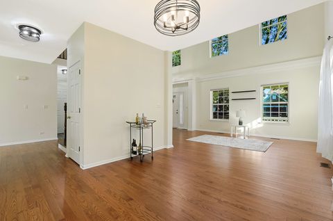 Tiny photo for 935 Concord Circle, Mundelein, IL 60060 (MLS # 12479951)