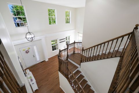Tiny photo for 935 Concord Circle, Mundelein, IL 60060 (MLS # 12479951)