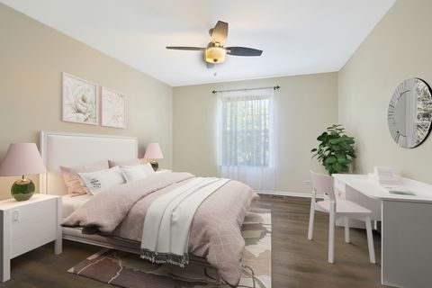 Tiny photo for 935 Concord Circle, Mundelein, IL 60060 (MLS # 12479951)