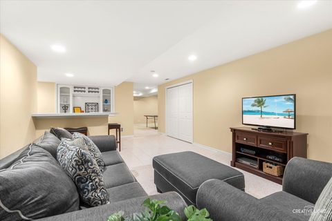 Tiny photo for 2543 Dewes Lane, Naperville, IL 60564 (MLS # 12524106)