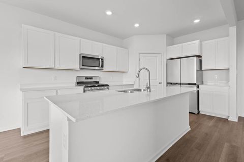 Tiny photo for 26113 S castle Boulevard, Manhattan, IL 60442 (MLS # 12588894)