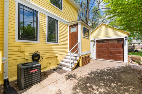 Tiny photo for 511 Houston Street, Batavia, IL 60510 (MLS # 12625829)