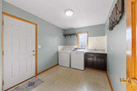 Tiny photo for 1242 Bristol Drive W, Sycamore, IL 60178 (MLS # 12577983)