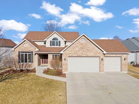 Photo of 1242 Bristol Drive W, Sycamore, IL 60178 (MLS # 12577983)