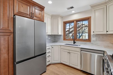 Tiny photo for 13458 S Westview Drive #V4, Palos Heights, IL 60463 (MLS # 12533797)