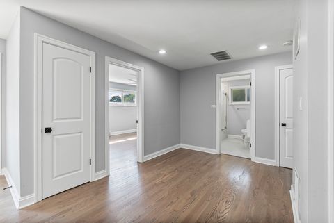 Tiny photo for 7240 Palma Lane, Morton Grove, IL 60053 (MLS # 12471676)