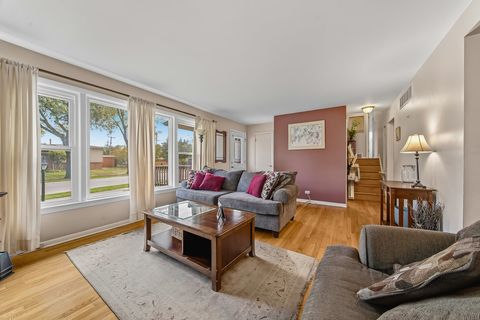 Tiny photo for 178 W Normandy Drive, Chicago Heights, IL 60411 (MLS # 12546935)