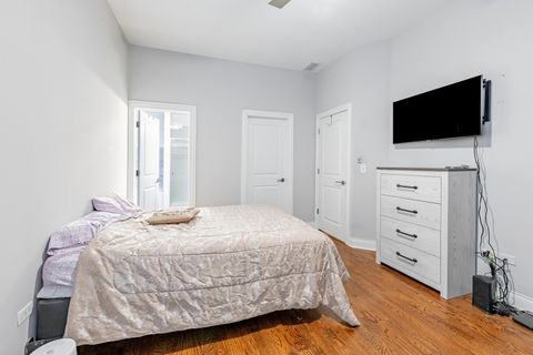 Tiny photo for 4518 S King Drive #2A, Chicago, IL 60653 (MLS # 12632766)