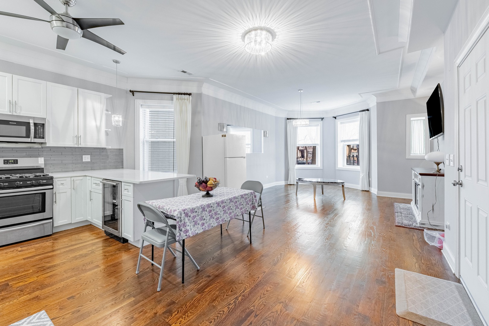 4518 S King Drive 2A