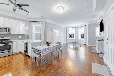 Tiny photo for 4518 S King Drive #2A, Chicago, IL 60653 (MLS # 12632766)