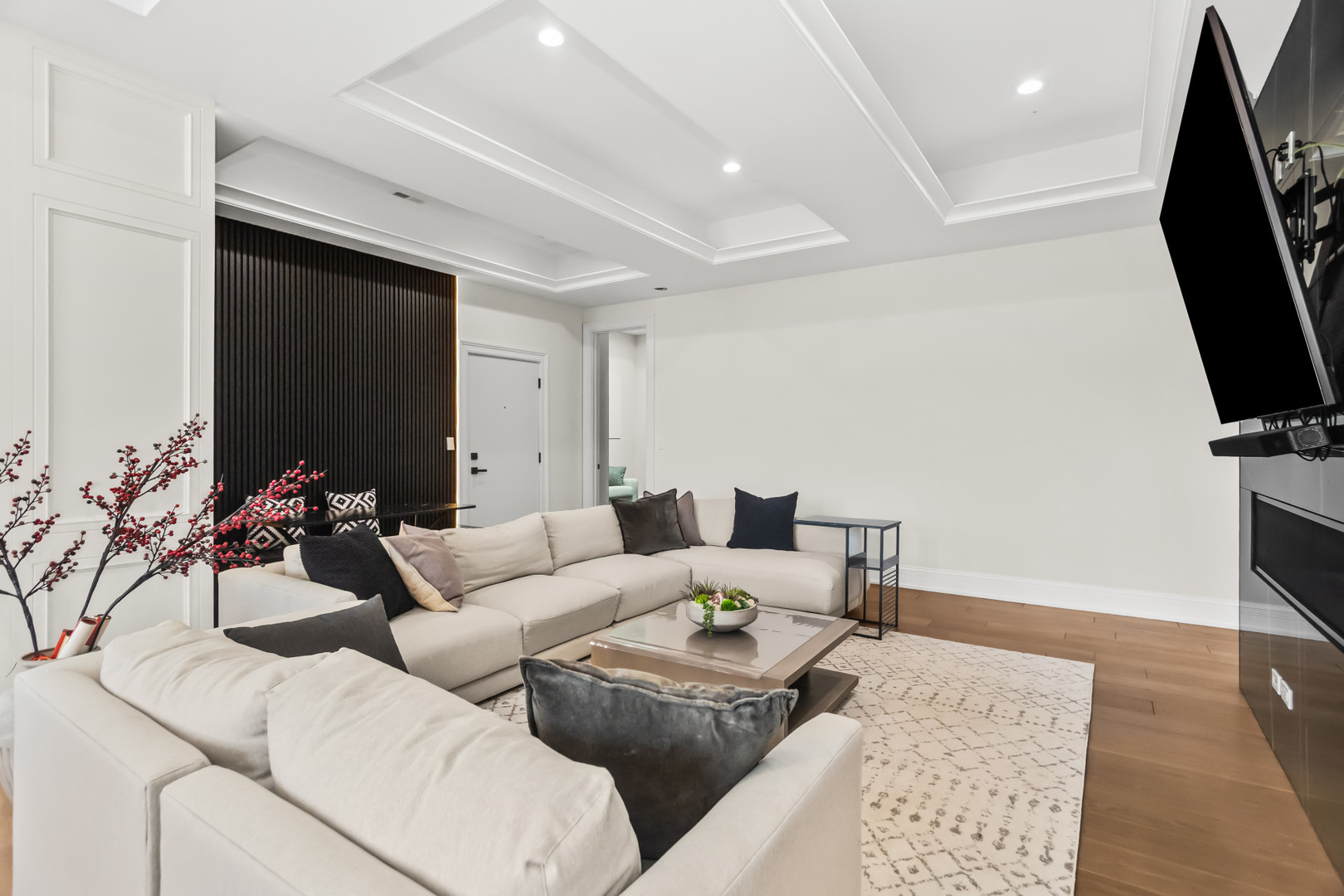 1425 W Fullerton Avenue 3N