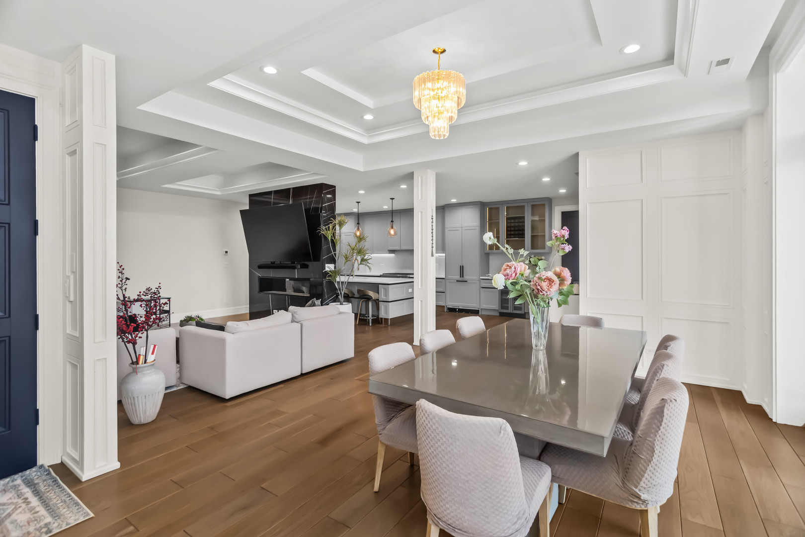 1425 W Fullerton Avenue 3N