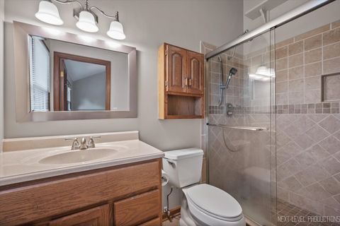 Tiny photo for 231 N Cambridge Drive, Geneva, IL 60134 (MLS # 12514661)