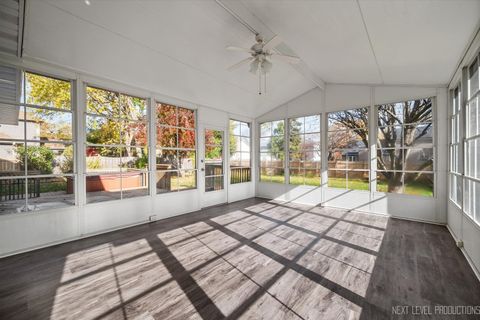 Tiny photo for 231 N Cambridge Drive, Geneva, IL 60134 (MLS # 12514661)